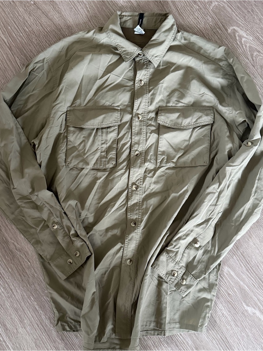 Magellan’s tan long sleeve outdoor fishing button down L
